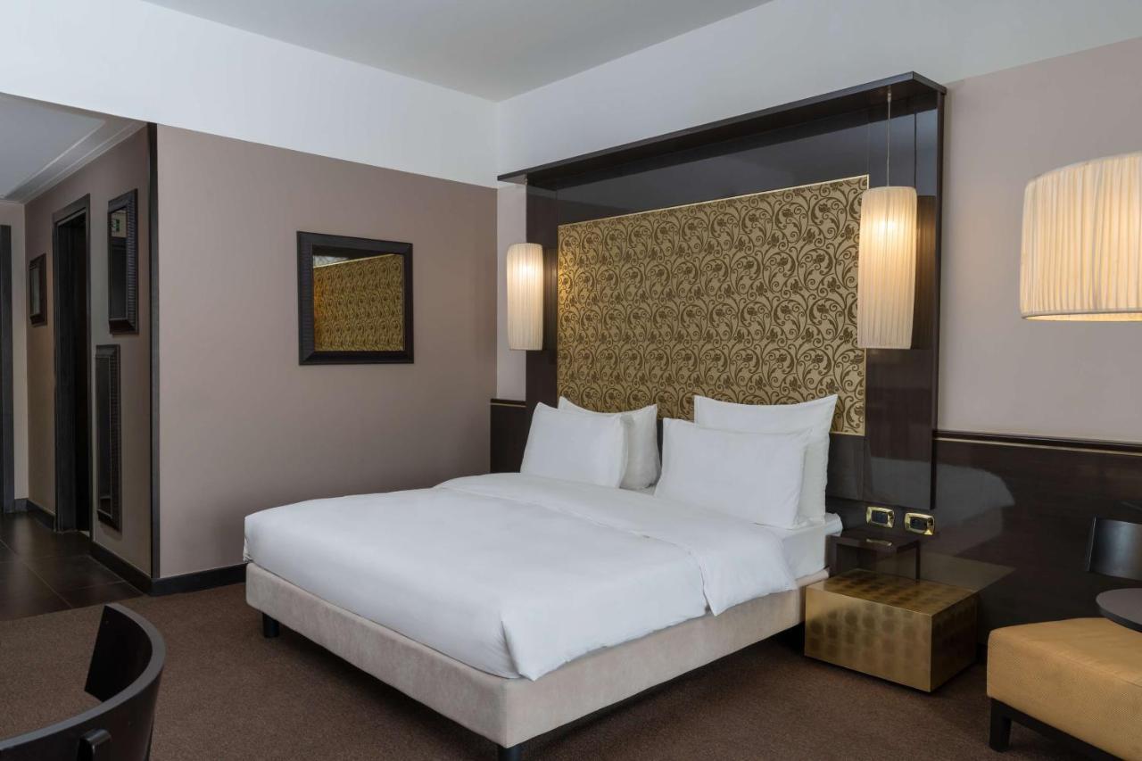 Radisson Blu Hotel NʼDjamena 外观 照片