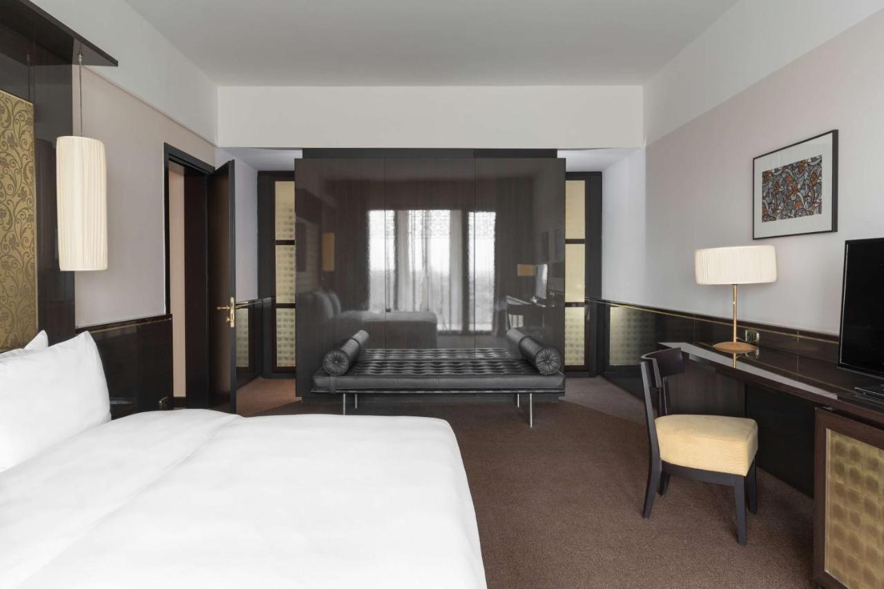 Radisson Blu Hotel NʼDjamena 外观 照片