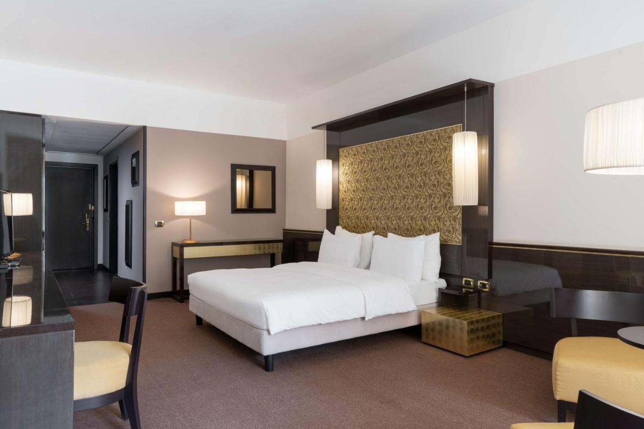 Radisson Blu Hotel NʼDjamena 外观 照片
