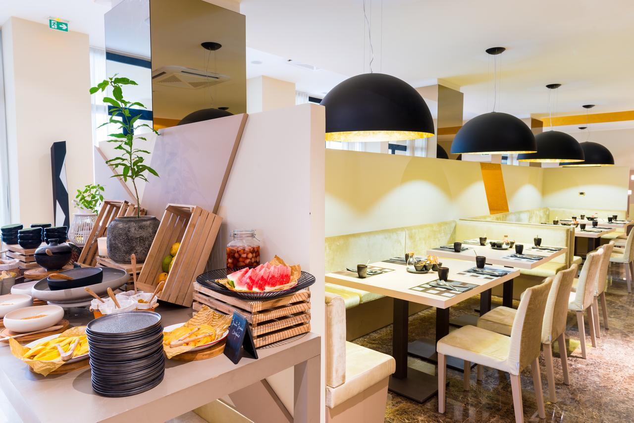 Radisson Blu Hotel NʼDjamena 外观 照片